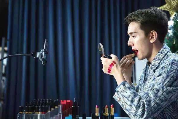 __BASE64_6LS16YeR5bGe__市场动态：如何捕捉每一个赚钱机会？